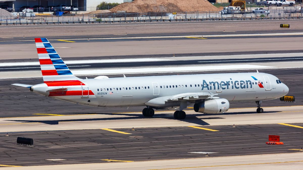 Letadlo ve Phoenixu přerušilo start kvůli arogantnímu pasažérovi, jenž se netajil nadýmáním